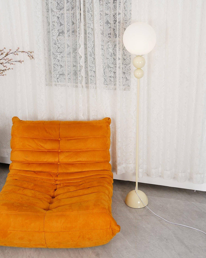 Elegant Gulvlampe i Metal og Glas