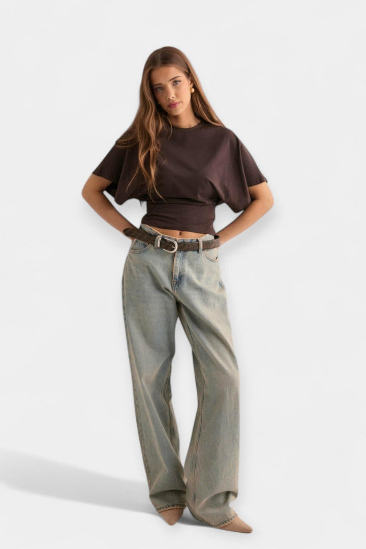 Alsidig dame t-shirt, rund hals, blød. Perfekt basic bluse til ethvert kvindetøj. Komfortabel pasform.