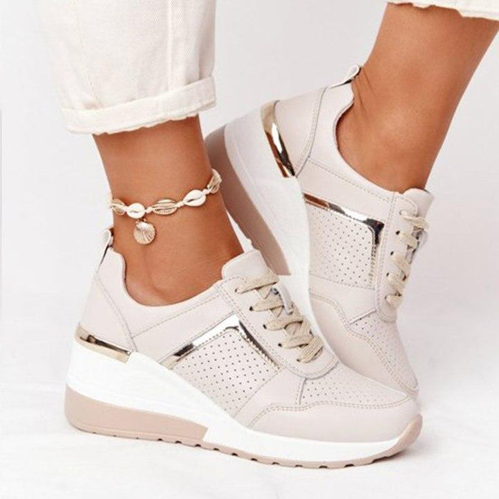 Dame komfortable sneakers med optimal fodstøtte. Stilfuldt design til hverdag og mode.