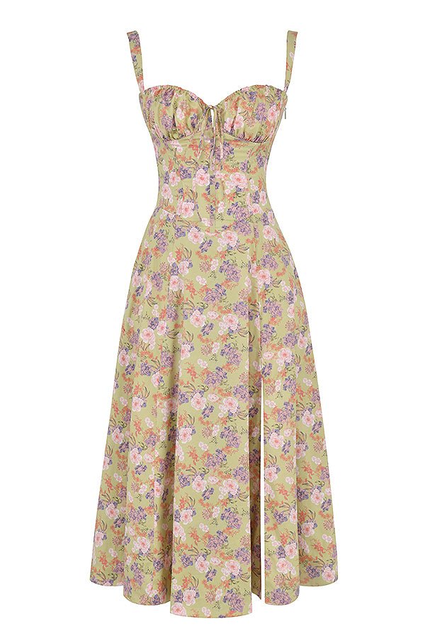 Farverig dame midikjole m. blomsterprint og elegant slids. Romantisk festkjole m. rynket buste.