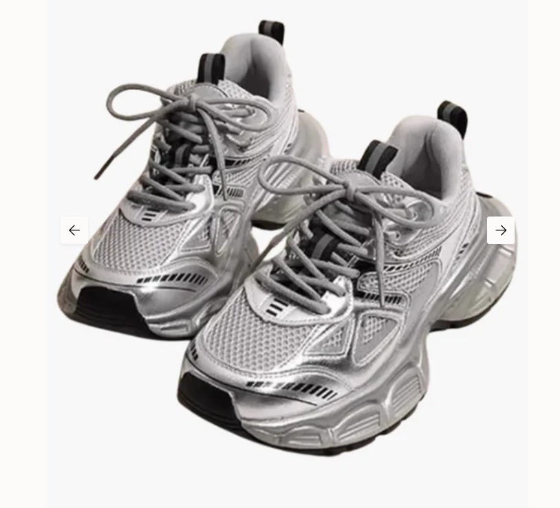 Dame sporty sneakers i sølv, letvægts og stødabsorberende for optimal komfort til hverdag og træning.