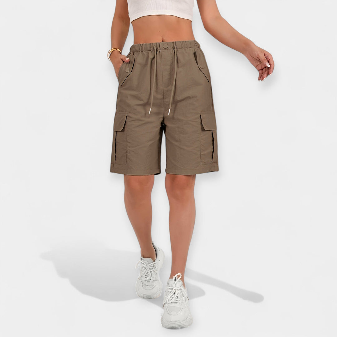 Dames cargo shorts for ultimativ sommerkomfort & praktisk hverdagsstil til kvinder.
