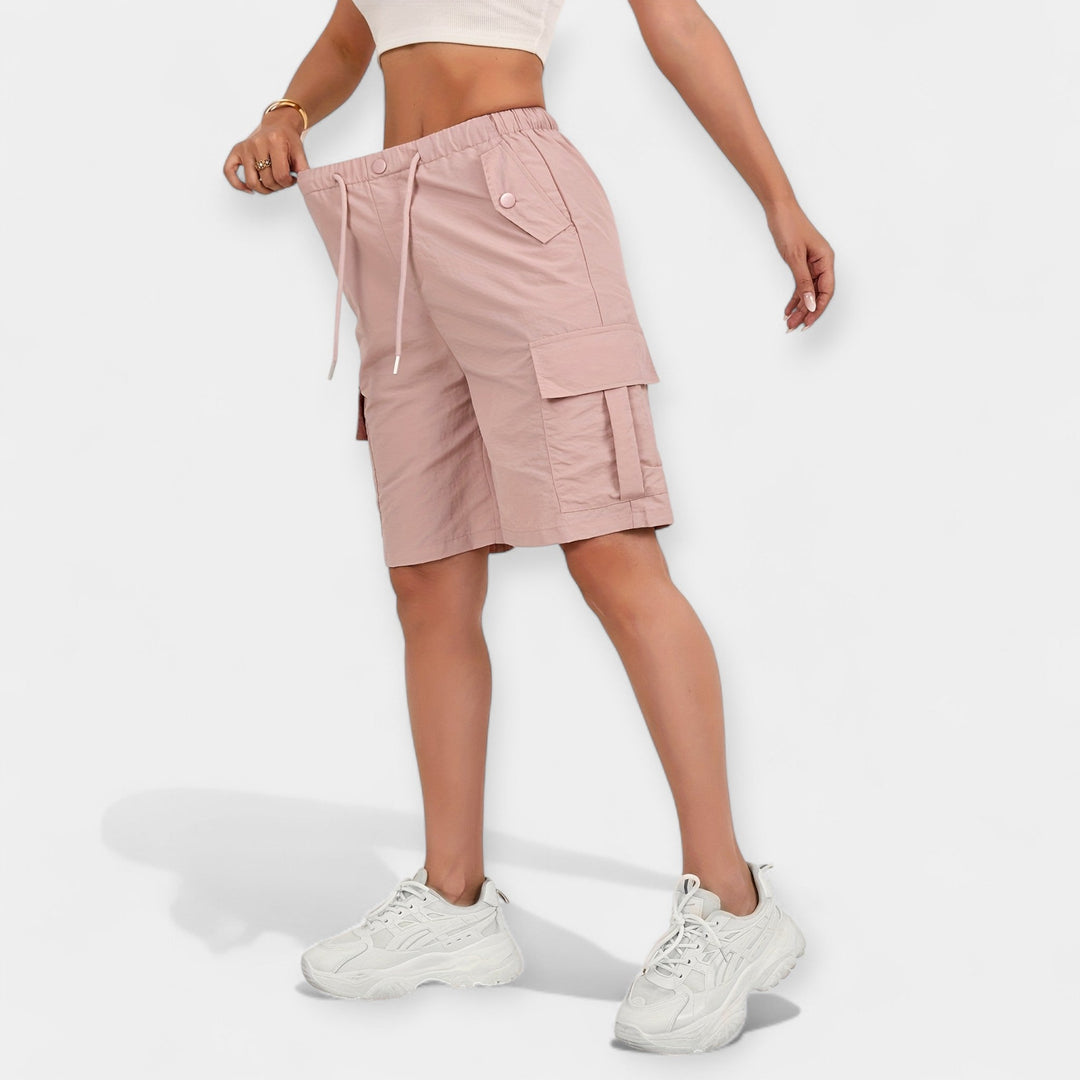 Komfortable dameshorts i cargo-stil, ideelle til sommer, hverdagsbrug og alsidig stil.