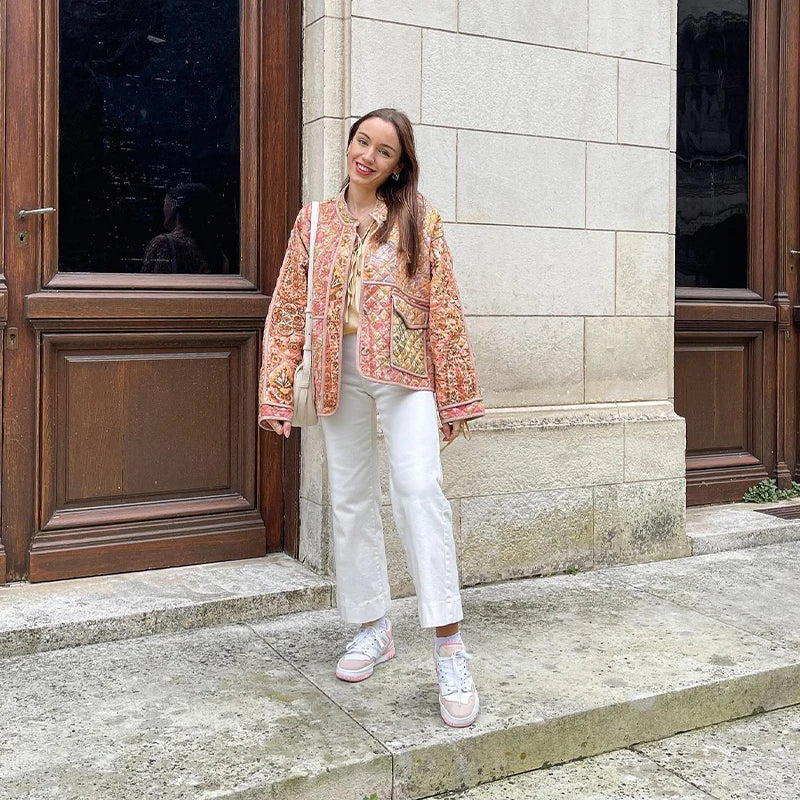 "Darla jakke i kashmir med elegant print, damejakke, unikt design, blødt stof, moderigtig og alsidig til damegarderoben."