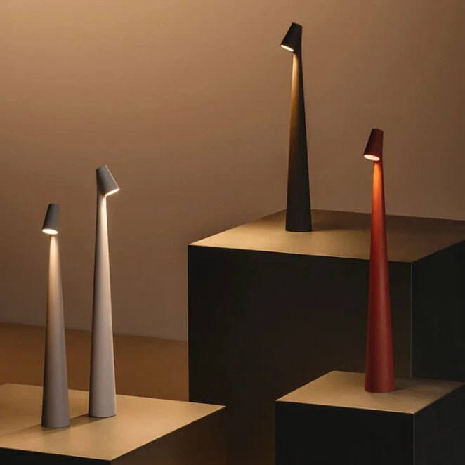 Bærbar LED Bordlampe i Aluminium - 35/45cm
