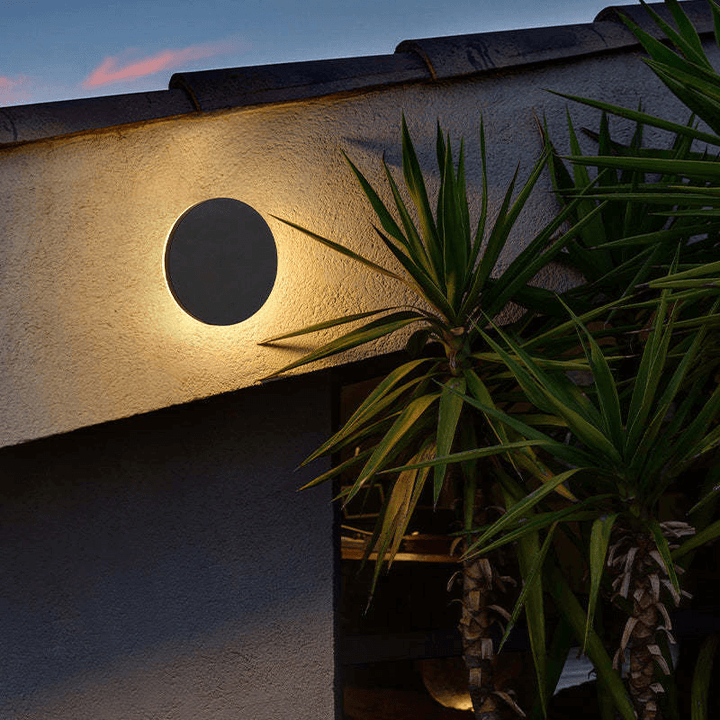 Udendørs LED Væglampe - Moderne Design
