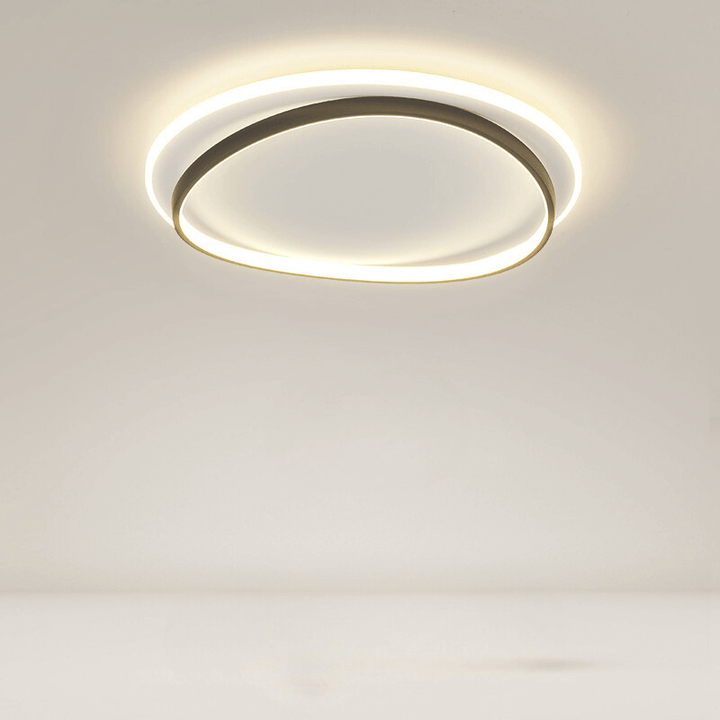 Elegant Loftslampe i Sort/Guld