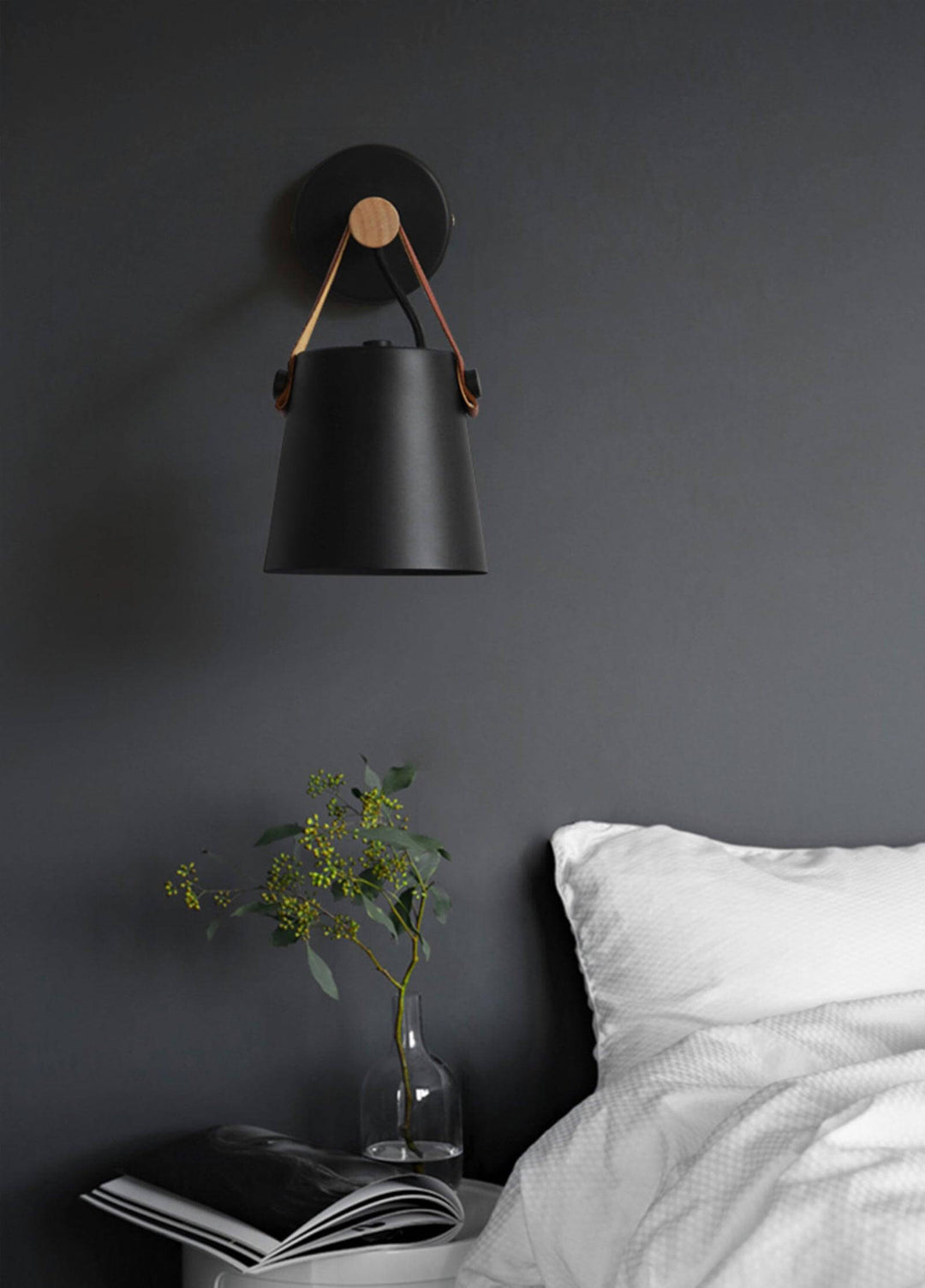 Konisk Væglampe i Træ med LED | Skandinavisk Design