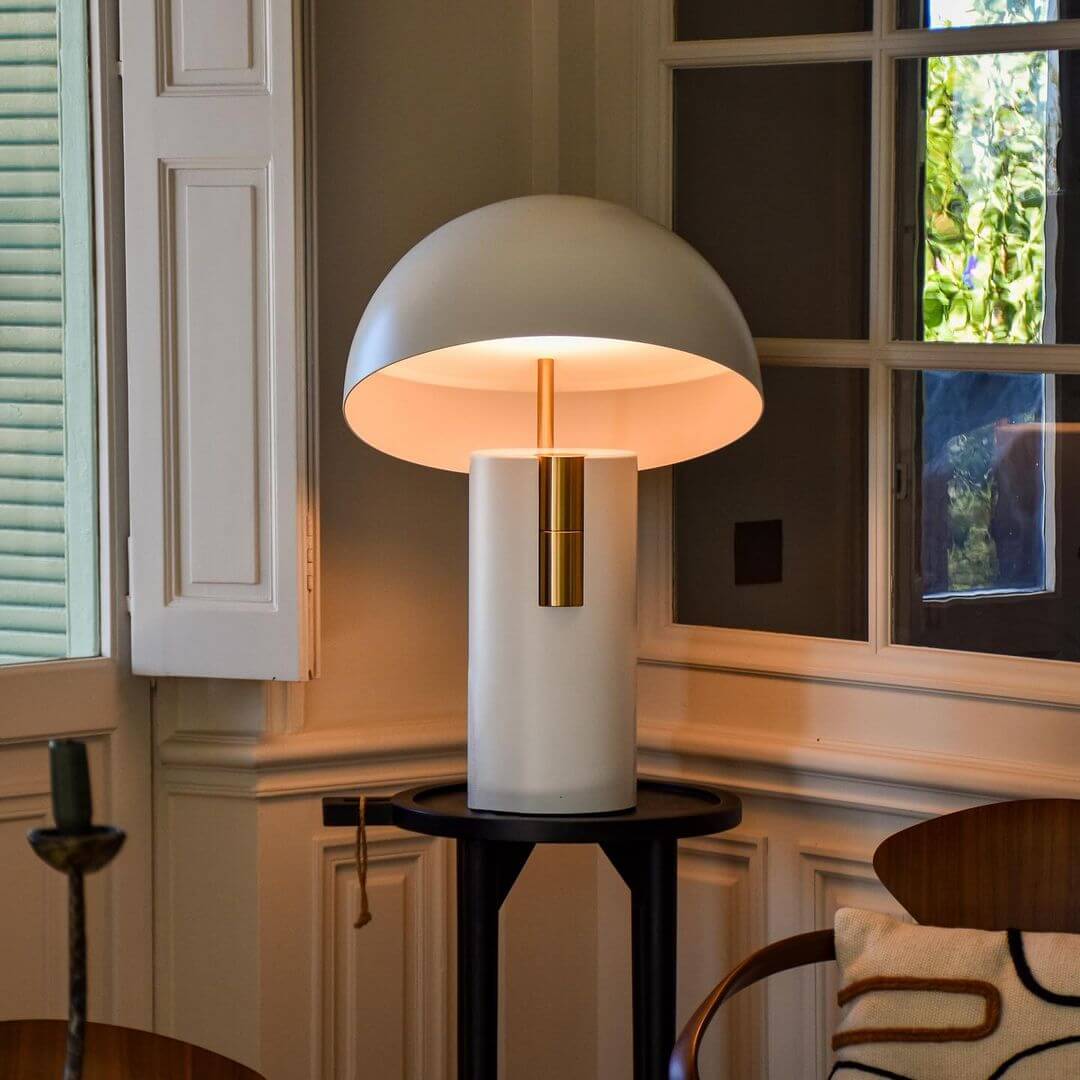 Designer Bordlampe i Metal og Glas - 30cm