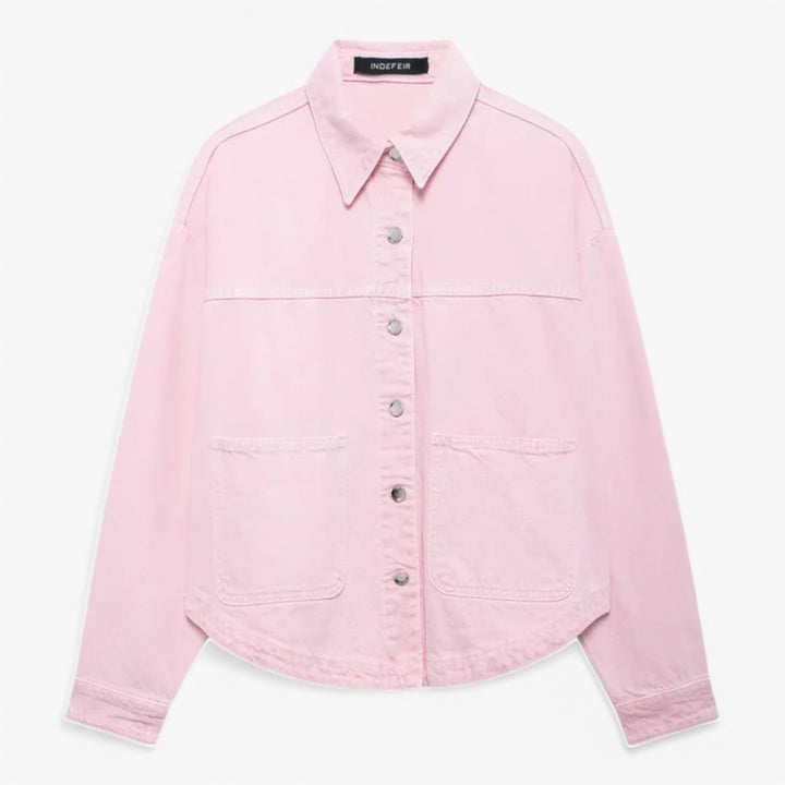 "Elegant Amélie denimjakke til kvinder, let og stilfuld, blå nuance, lukket syn, alsidig til sommermode."
