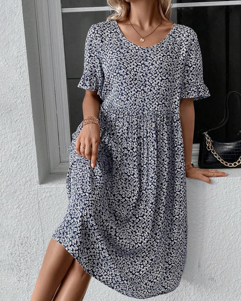 "Elegant blomstret midi-kjole med flæseærmer til kvinder i flere farver, ideel til både fest og hverdag."
