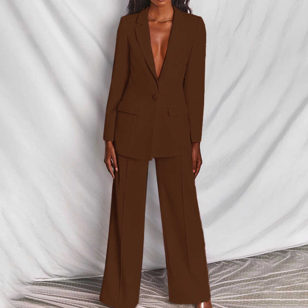 "Elegant dame blazer og bukser sæt, gult design. Perfekt til professionelt og formelt look. Komfortabel pasform."