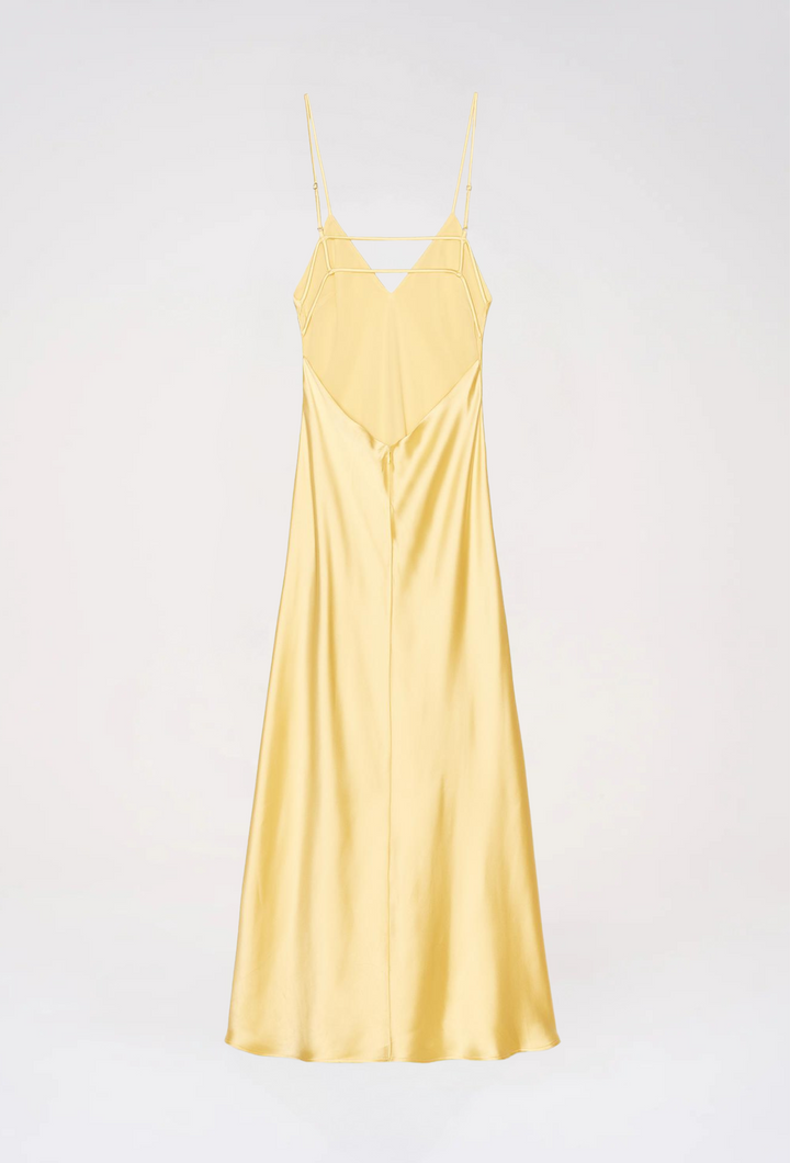 Galla kjole til damer: en elegant, lang slip maxi kjole med tynde spaghettistropper.