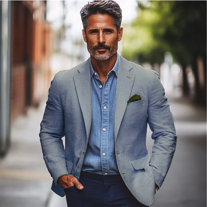 "Elegant herreblazer i tidløst design, passer til formelle og uformelle lejligheder, moderne sort stof"
