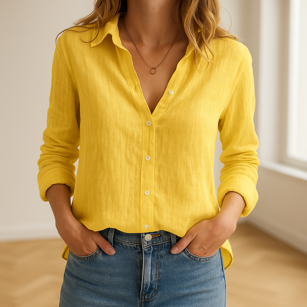 Stilfuld langærmet dameskjorte i klassisk design. Ideel som elegant hverdags- eller sommerskjorte.
