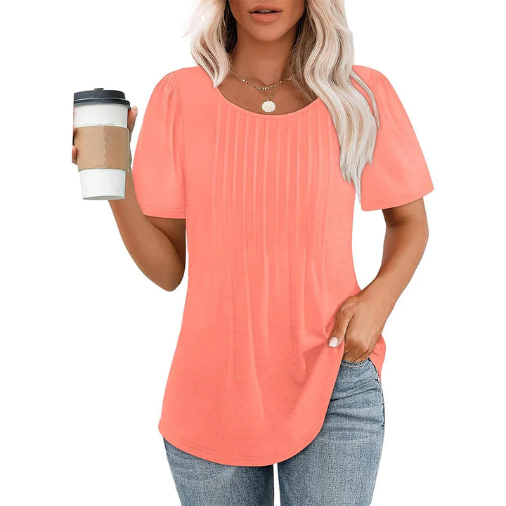 Elegant kvinders t-shirt i blødt, åndbart stof; sort farve; rund hals, korte ærmer; perfekt til hverdag og fest.