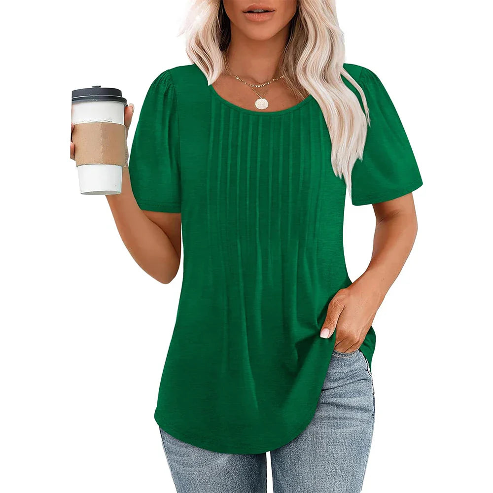 Elegant kvinders t-shirt i blødt, åndbart stof; sort farve; rund hals, korte ærmer; perfekt til hverdag og fest.