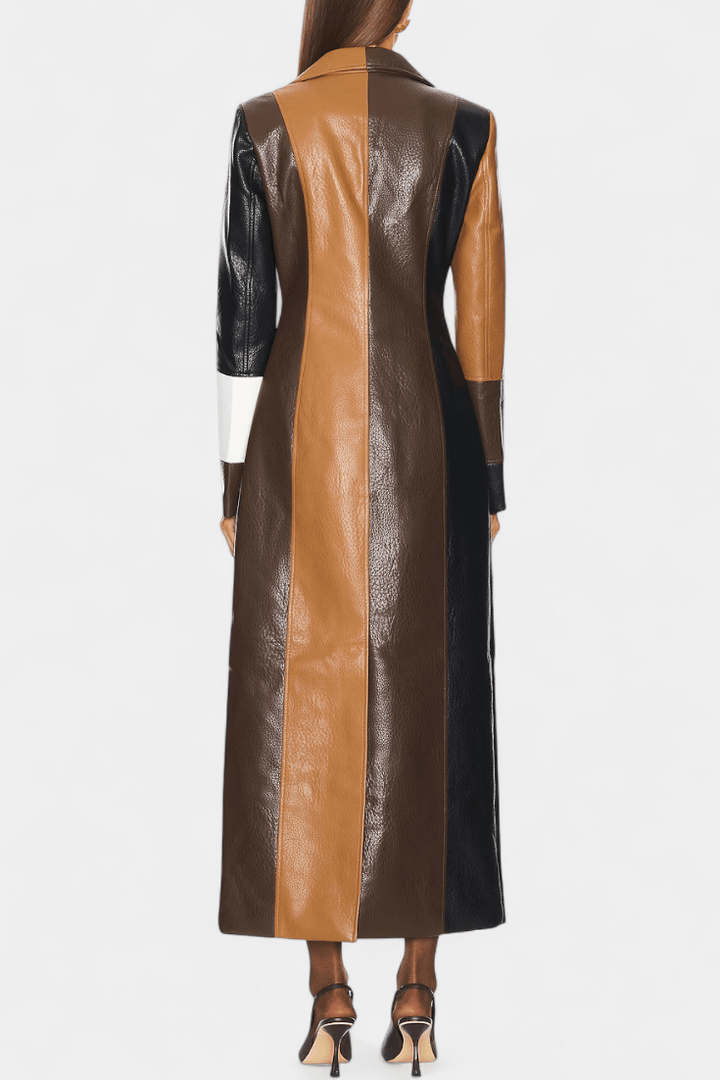 Trendy lang reversfrakke til damer, et elegant stykke overtøj der passer til enhver overgangssæson.