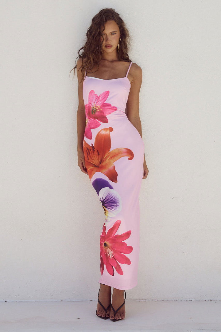 Elegant Selina kjole med blomsterprint, figursyet til kvinder