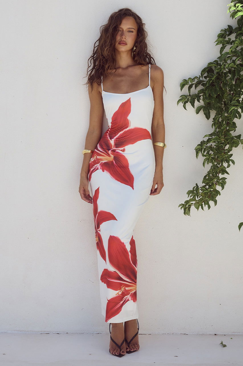 Elegant Selina kjole med blomsterprint, figursyet til kvinder