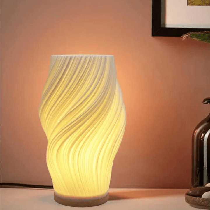 Minimalistisk stemningslampe, en moderne detalje der forbedrer boligindretningen med hygge.