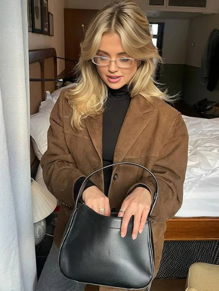 Brungrøn elegant vintage blazer til kvinder med lange ærmer og stilfulde knapper, ideel som damejakke.