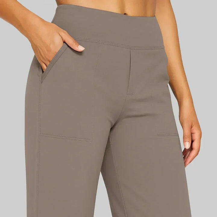 Alsidige wide-leg bukser med høj talje, elegante og afslappede med stræk for komfort.