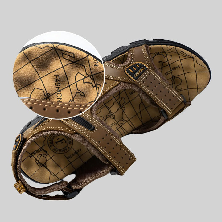 Elijah sandaler i brun med åndbart design og tyk sål for optimal støtte og komfort, ideel til hverdagsbrug.