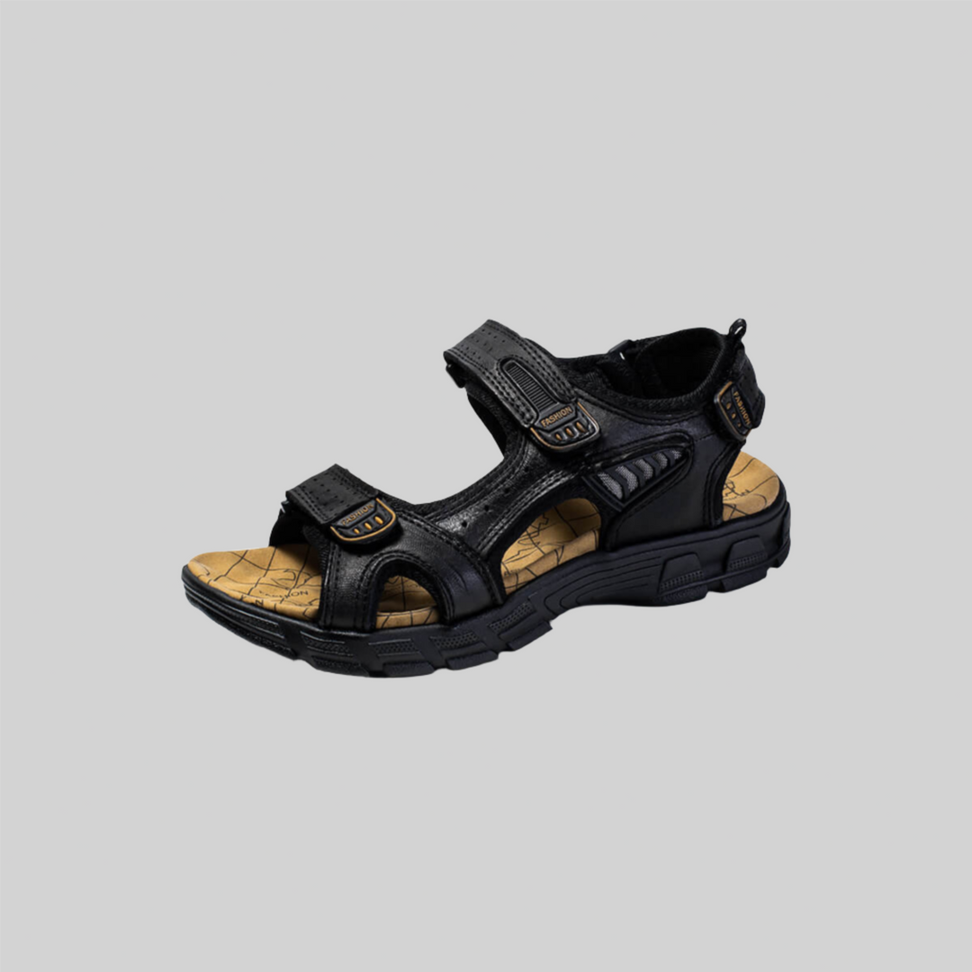 Elijah sandaler i brun med åndbart design og tyk sål for optimal støtte og komfort, ideel til hverdagsbrug.