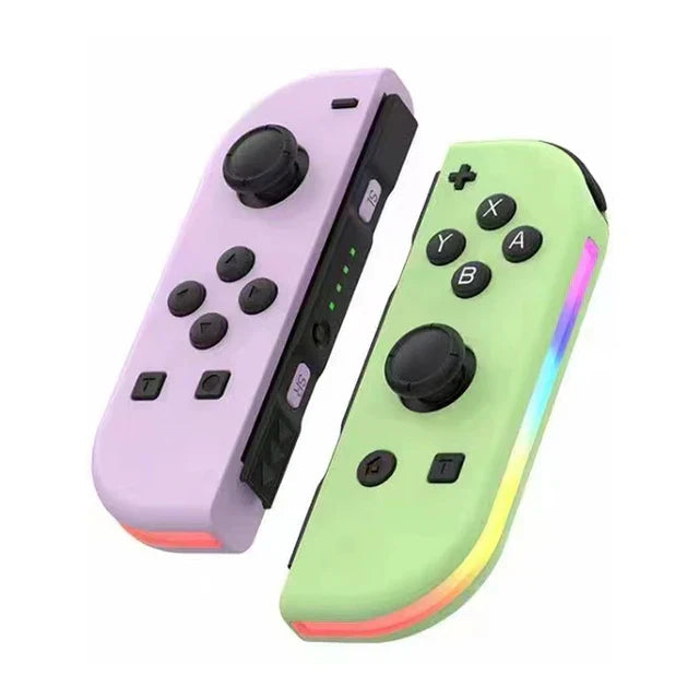 "Ergonomisk trådløs controller med justerbare RGB-lys og dobbelt vibration, der skaber en dynamisk gamingoplevelse."