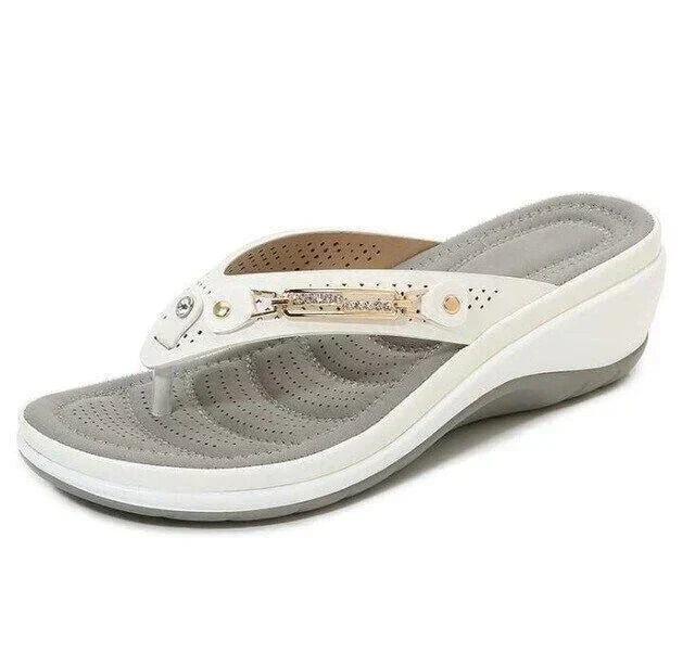 Ergonomiske kvinde flip-flops med blød polstring, komfortabelt design, ideelle til hverdagsbrug og sommeraktiviteter.