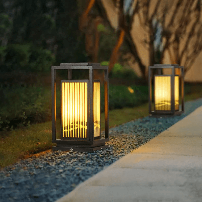 Soldrevet Havepæl Lampe - Vandtæt LED Udendørslys