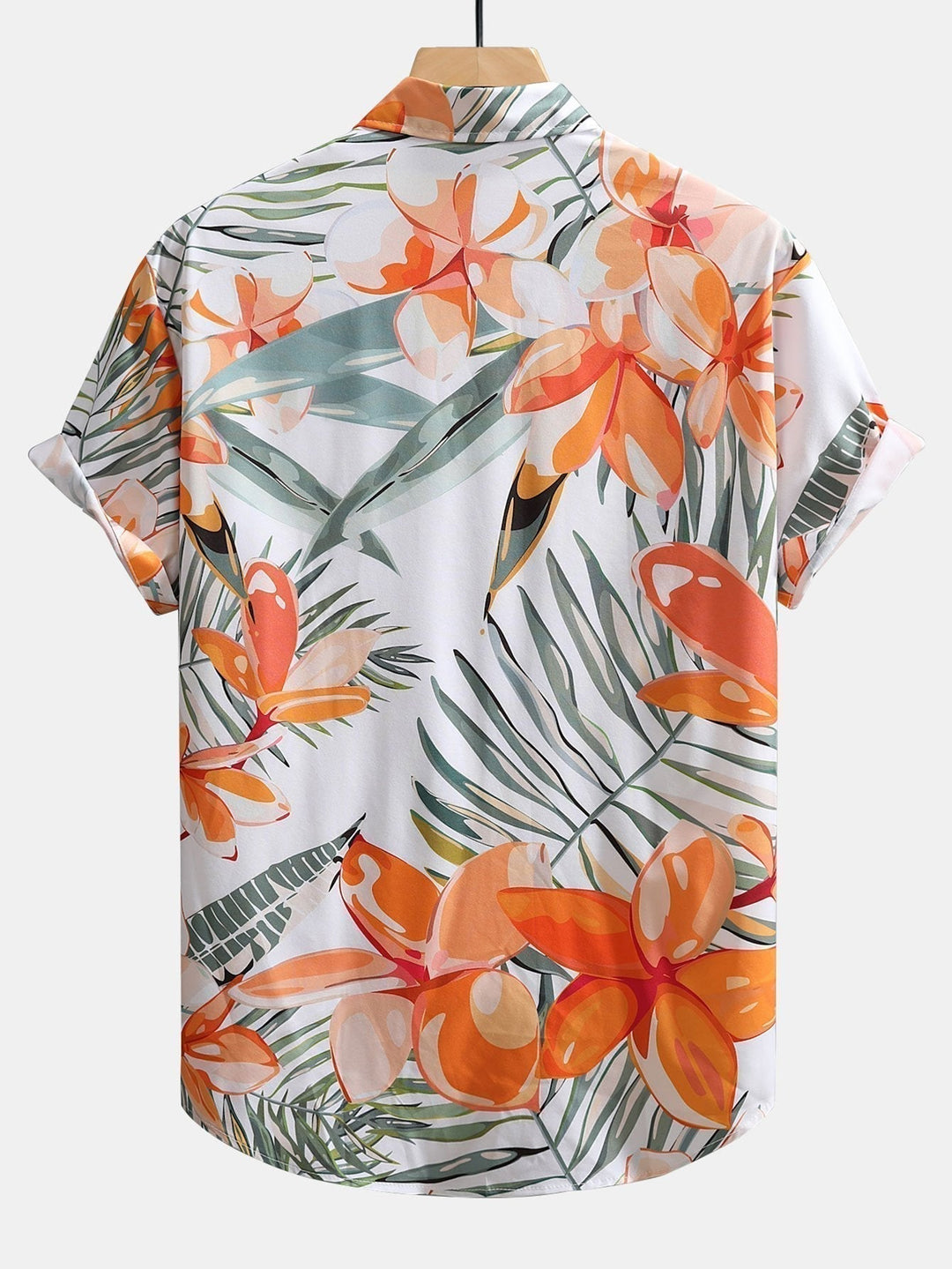 Moderne herre sommer skjorte med afslappet pasform og farverigt blomsterprint. Ideel til casual ferie og strand.