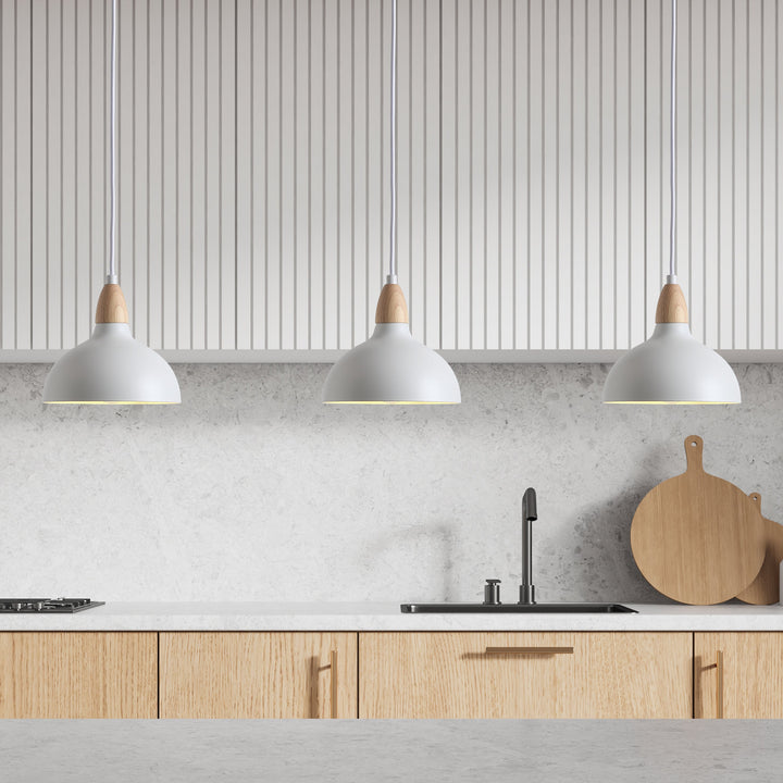 "Hvid Oak pendel lampeskærm Ø19 med minimalistisk design og naturlige trædetaljer til moderne hjem"
