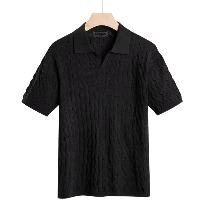 Smart casual herre polo t-shirt med korte ærmer i klassisk design. Ideel til sommer og komfortabel hverdagsbrug.
