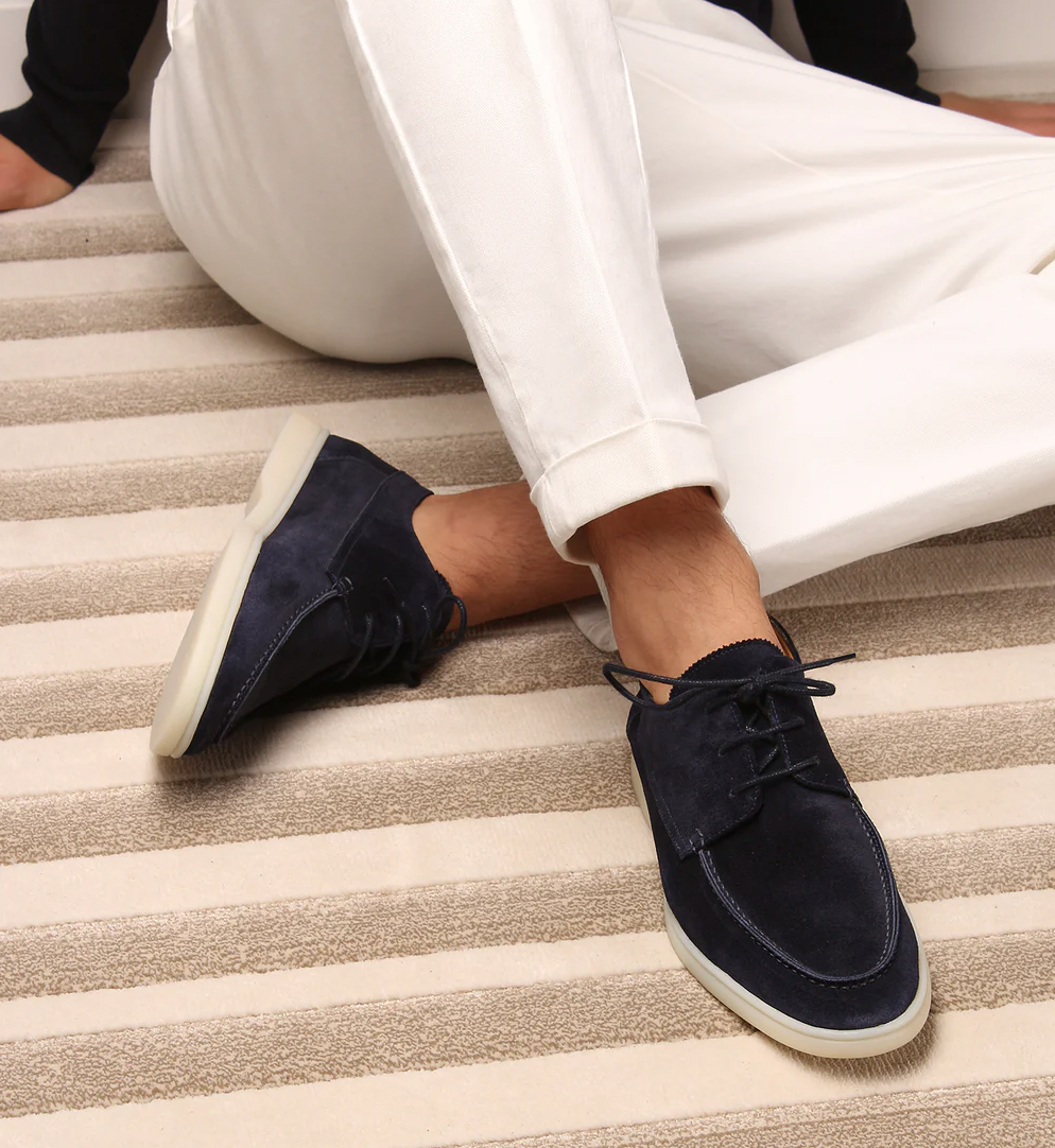 Klassiske khaki læder loafers til mænd med polstret indersål og robust gummisål, perfekt til hverdag og fest.