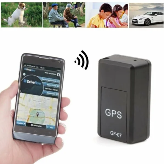 "Kompakt GPS-enhed med realtidssporing, let og diskret design, magnetisk montering, global dækning"