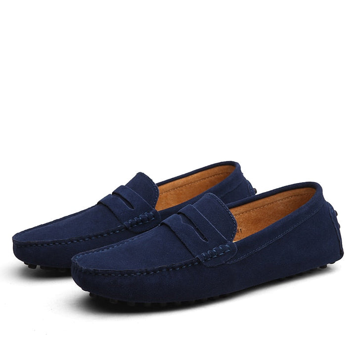 Blå italienske casual loafers til mænd, moderne og komfortable sommersko med karakter.