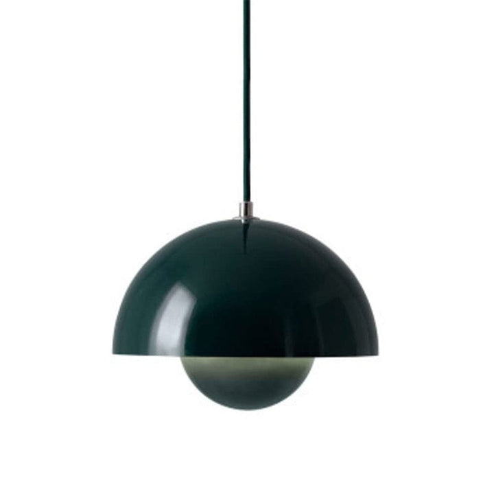 "Moderne hvid flowerpot loftslampe med skandinavisk design, justerbar højde og LED, hængende fra loftet i et stilfuldt hjem."