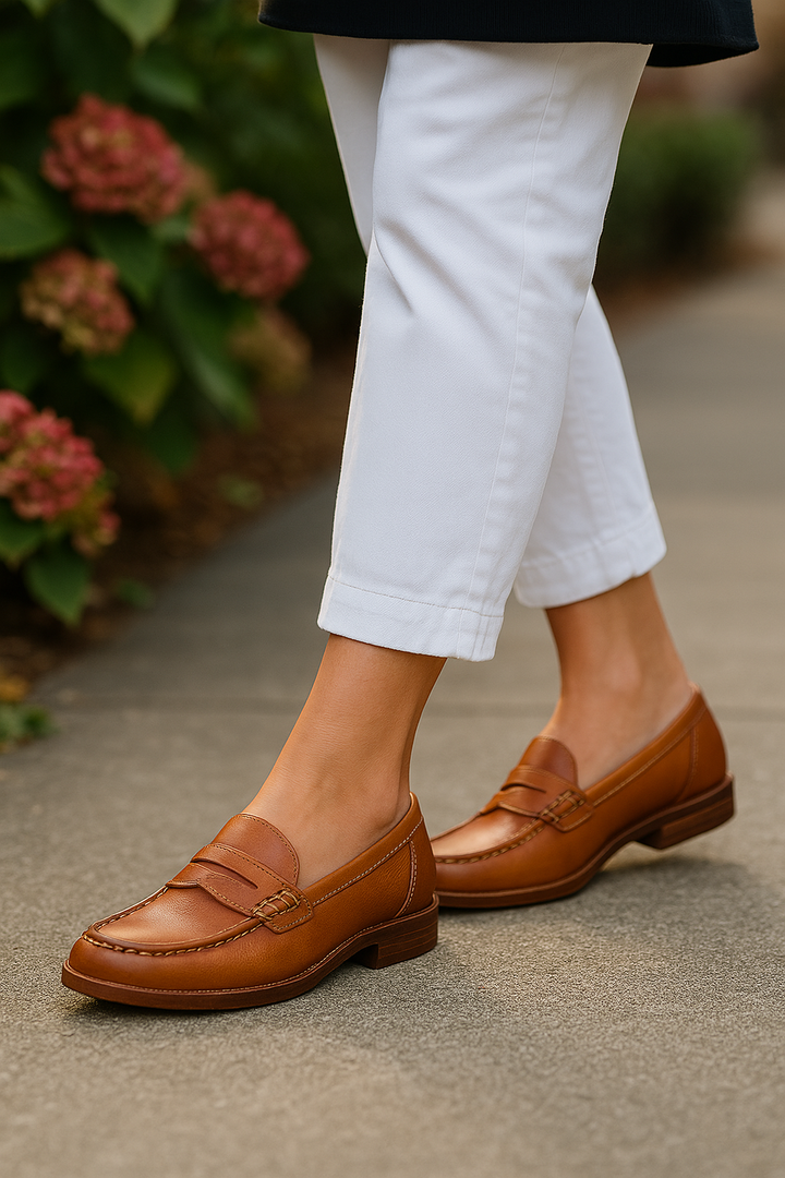 Ortopædiske loafers i klassisk sort, brun og khaki, lette materialer, elegant design, komfortabel indersål, herresko.