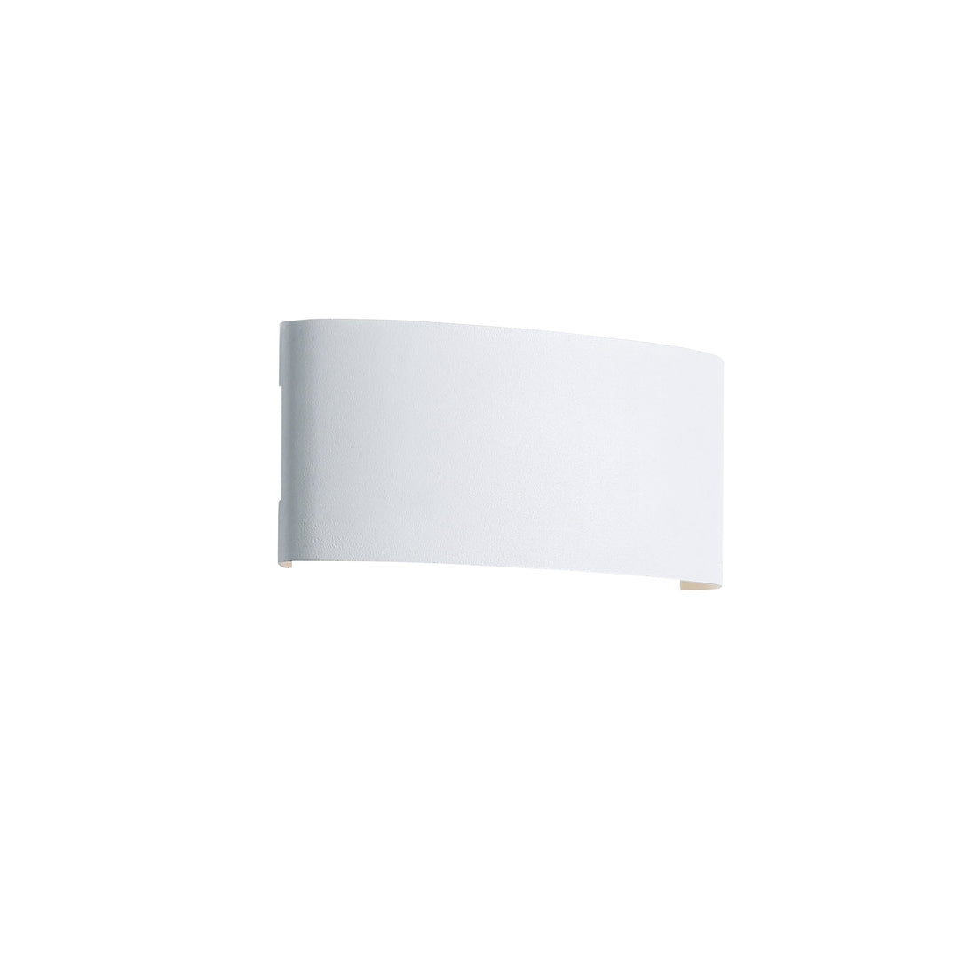 "Sandblæst hvid Ortelo 6W LED væglampe til udendørs brug, elegant alu-design med opad- og nedadrettet lys, IP65-klassificeret