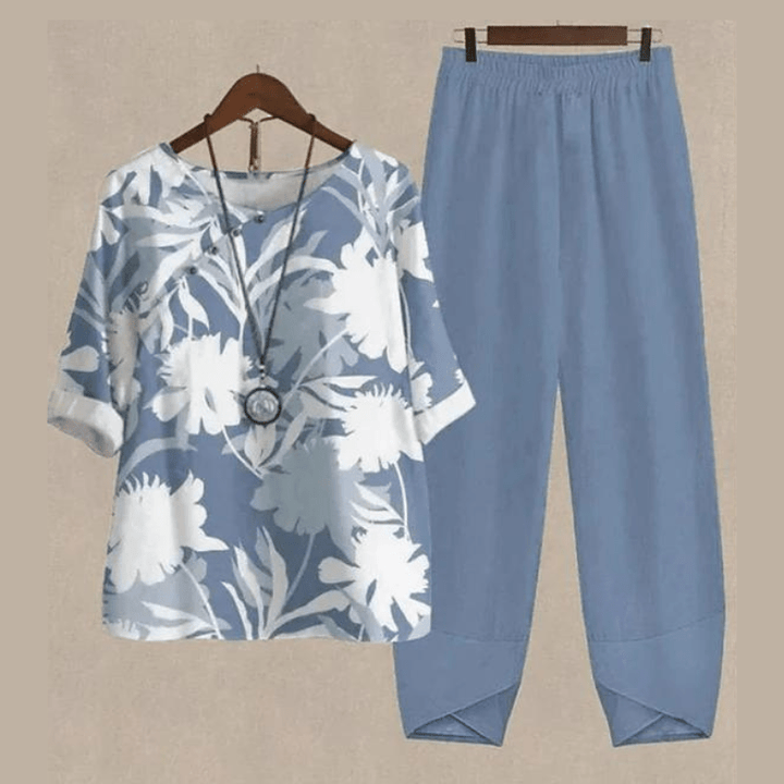 Sommerfuglprint dame sæt: 2-delt bluse & bukser med 3/4 ærmer, løs pasform. Ideel til forår/sommer.