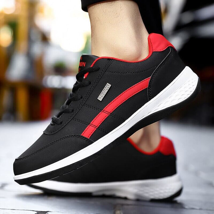 Sporty herresneakers med skridsikker sål, stødabsorbering og stilfuldt design til daglig brug og sport.