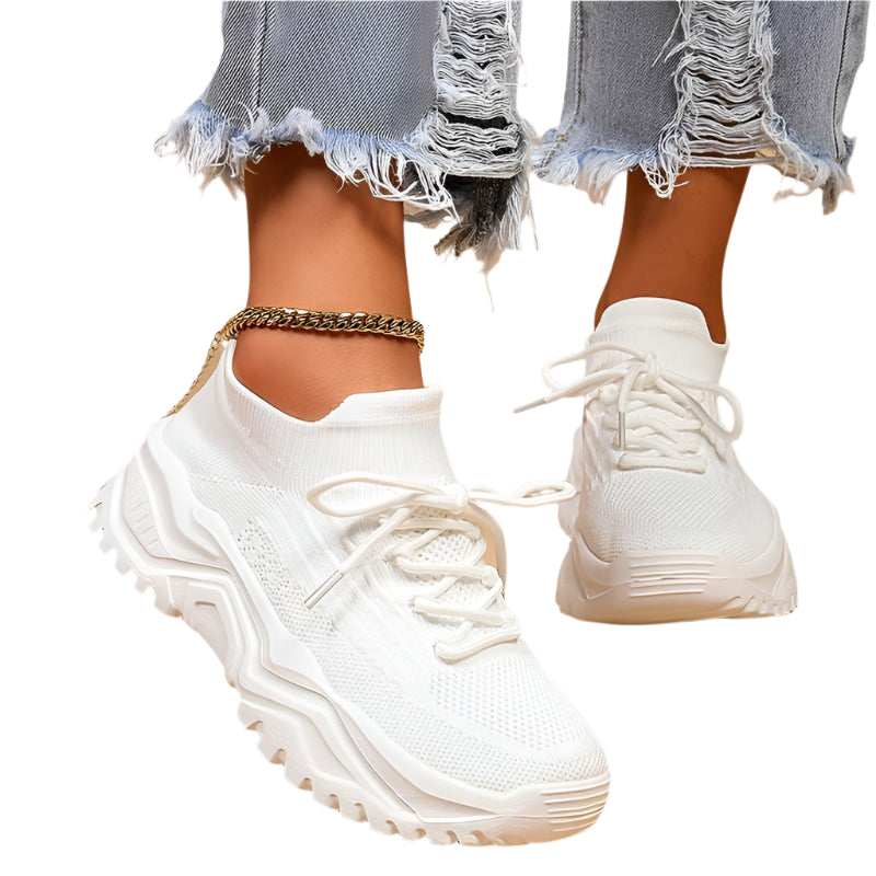 Stilfulde ortopædiske sneakers til kvinder med moderne design og ekstra svangstøtte, ideelle til daglig komfort.