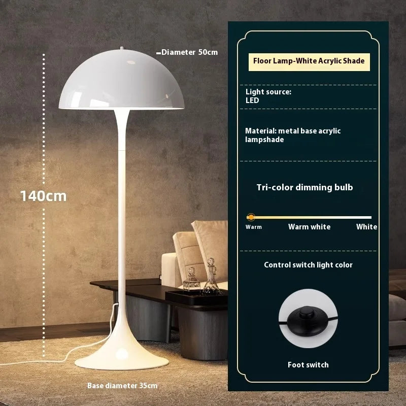"Svampeformet gulvlampe i nordisk design med LED-belysning, minimalistisk look. Tilføjer stil og hygge til rummet."