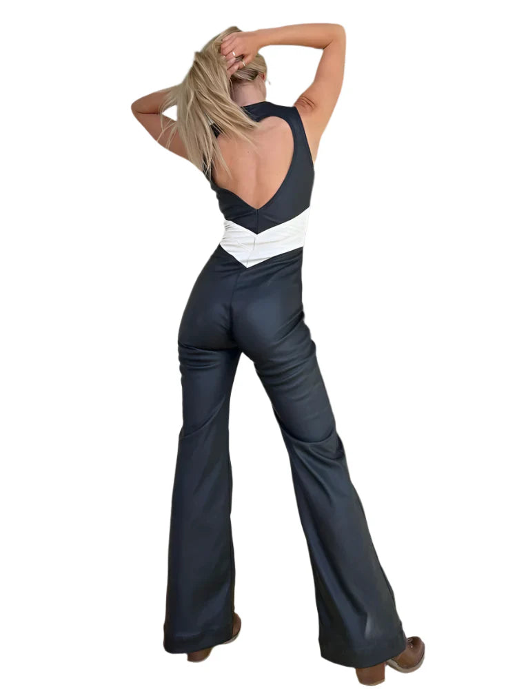 Tætsiddende denim jumpsuit, ærmeløs, elegant silhuet, blødt stof, set forfra