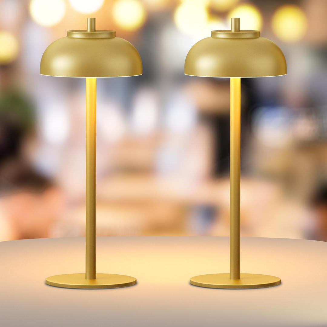 Trådløs bordlampe med elegant aluminiumsdesign og berøringskontrol, justerbar lysfarve og lang batterilevetid.