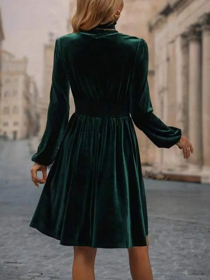 Dame rullekravekjole i velour med lanterneærmer, elegant design til efterår og vinter