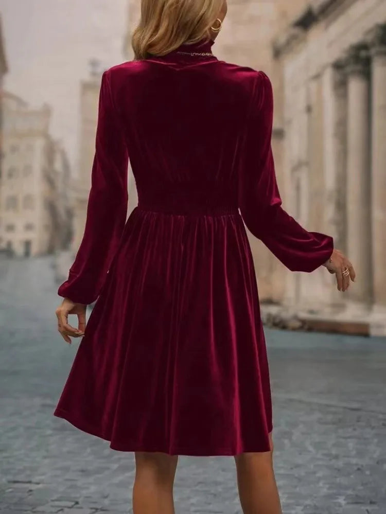 Dame rullekravekjole i velour med lanterneærmer, elegant design til efterår og vinter