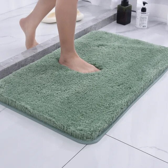Ultra-blød antiskrid badeværelsesmåtte i beige mikrofiber, stilfuldt design, hurtigtørrende, perfekt til sikker badeglæde.